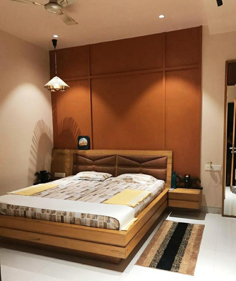 Entire Craftsman House With 2 Bedrooms Kitchen And More Rāipur Buitenkant foto